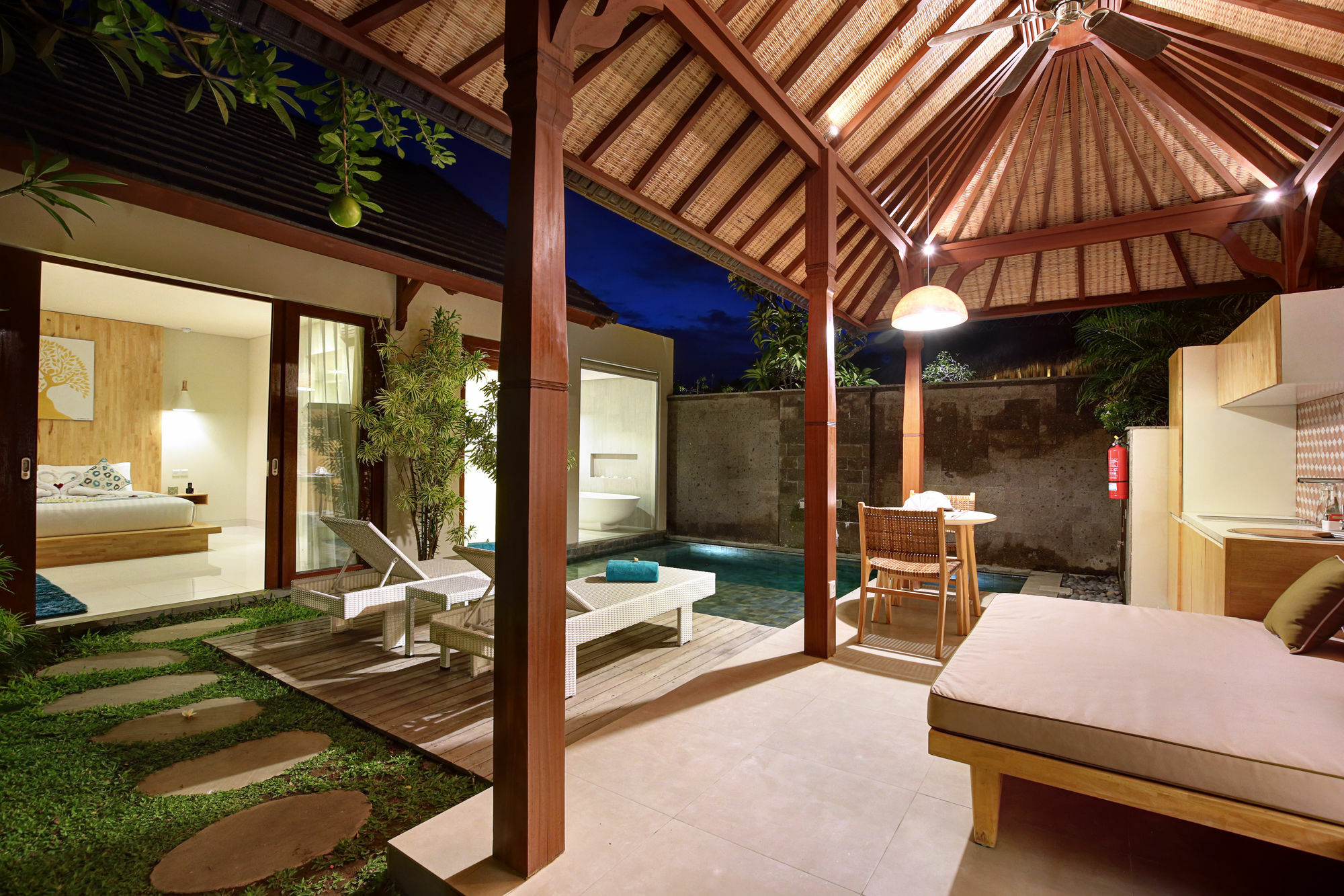 Theanna Villa And Spa Canggu Exterior foto